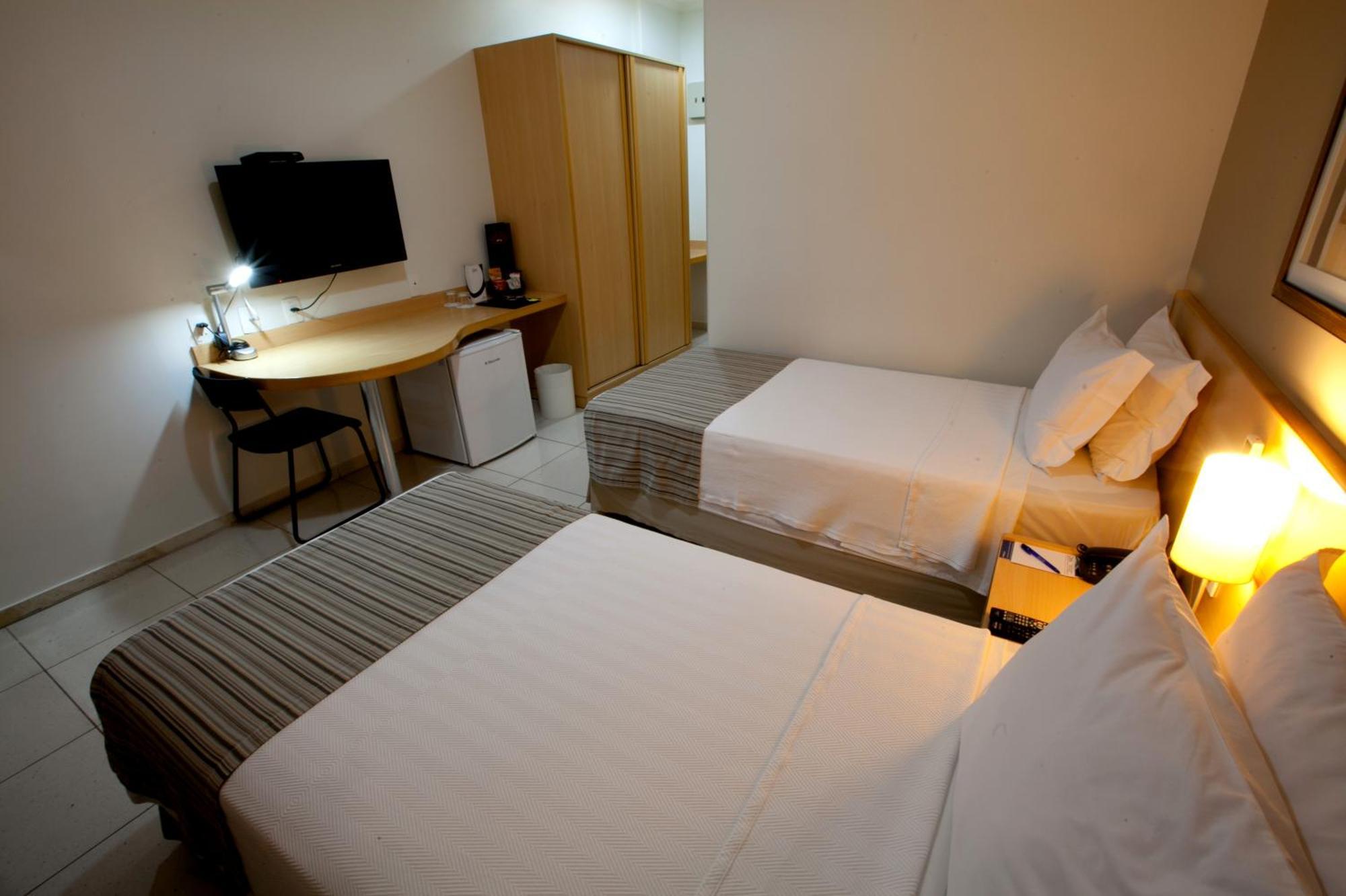 Oitis Hotel Goiânia Pokój zdjęcie