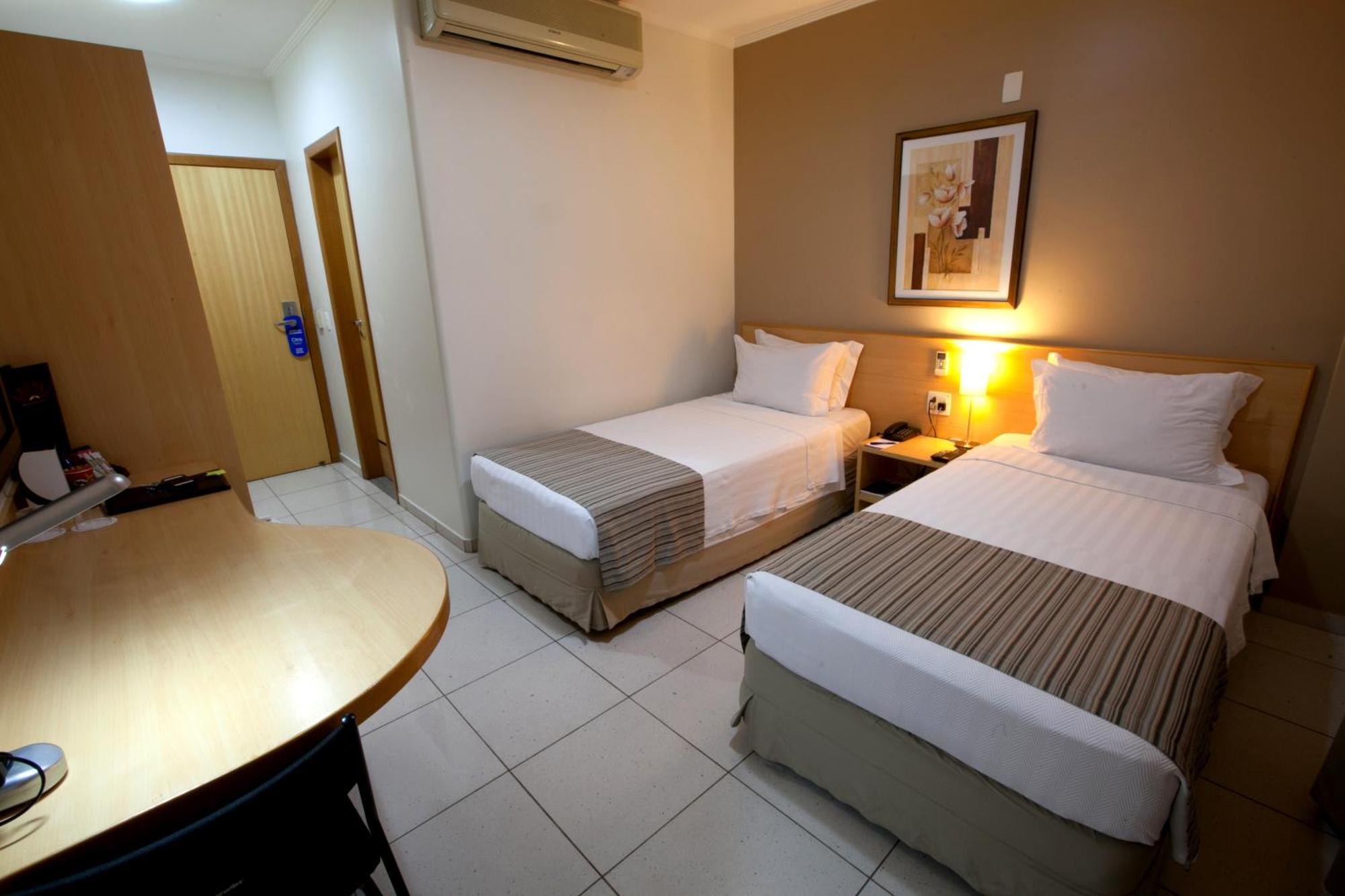 Oitis Hotel Goiânia Pokój zdjęcie